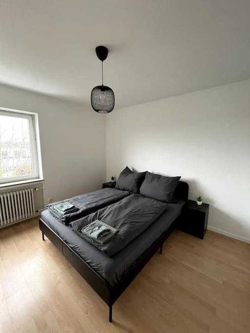 Loot Large /stadtrand /parkplatz *